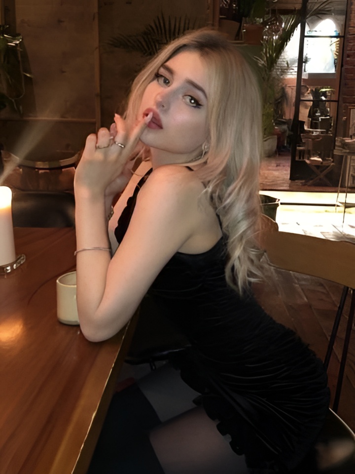 Индивидуалка Ася, доступна для личного знакомства от 10000 руб