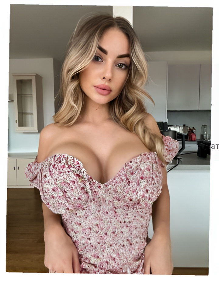 Роксана привлекательная девушка из Троицка цена от 2000 руб