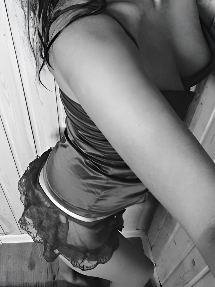 Серафима привлекальеная девушка из Троицка цена от 2000 руб