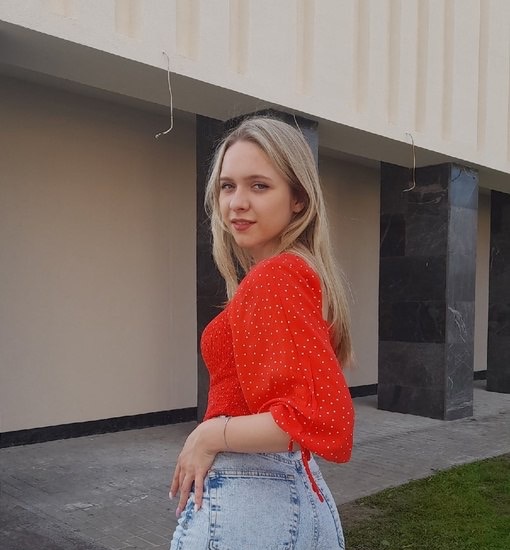 Юлия привлекальеная девушка из Троицка цена от 3000 руб