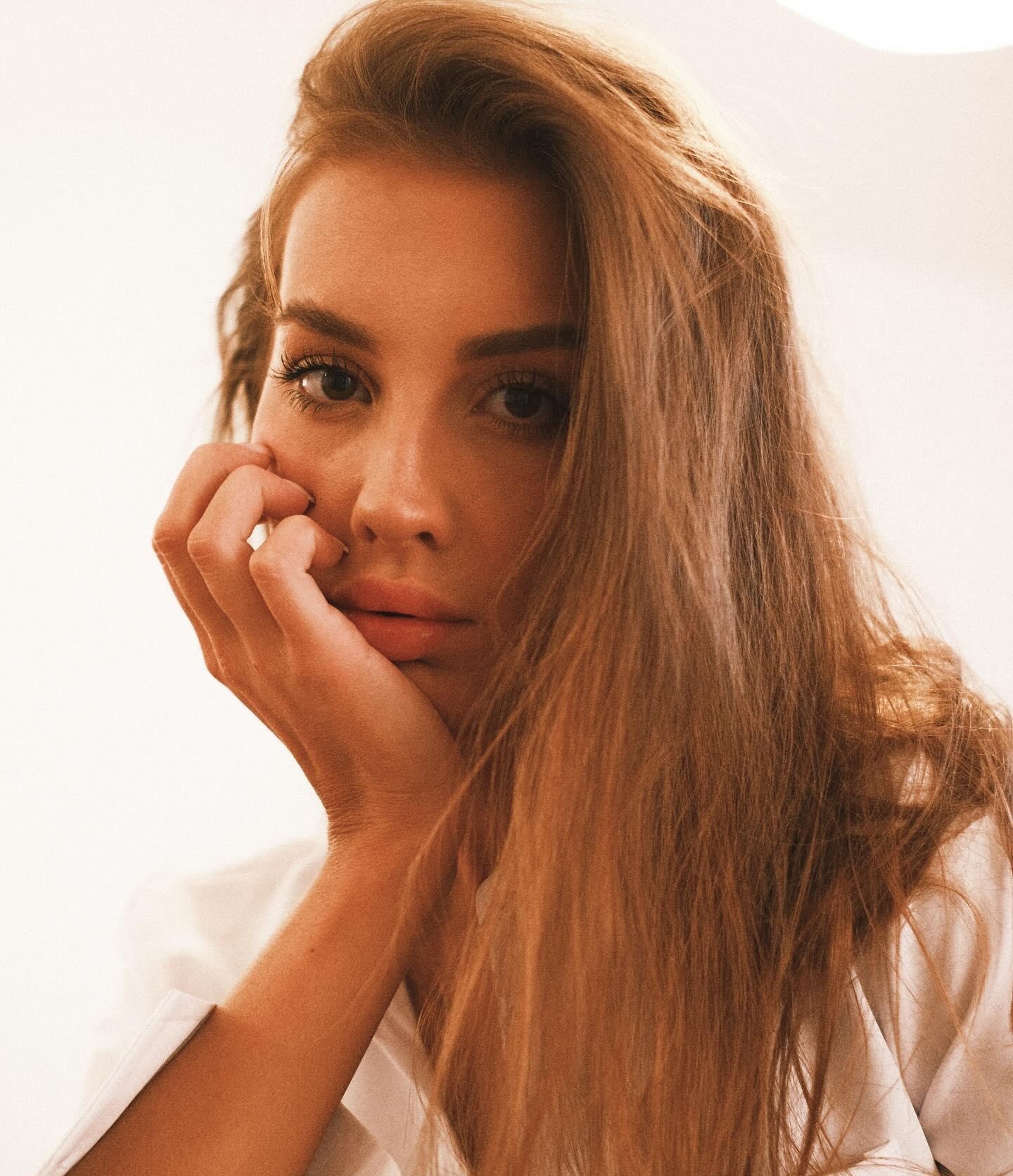 Ангелина привлекальеная девушка из Троицка цена от 4000 руб