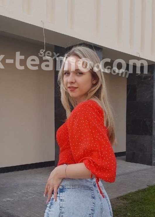 Юлия привлекательная девушка из Троицка цена от 3000 руб