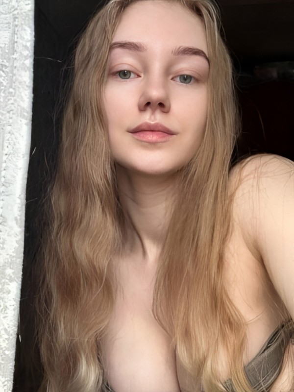 Лиана привлекательная девушка из Троицка цена от 1500 руб