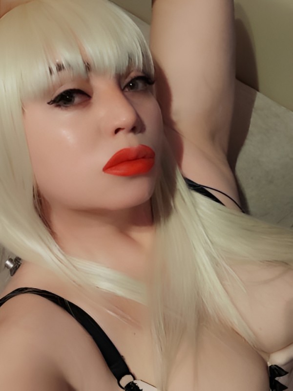 Ника привлекательная девушка из Троицка цена от 4000 руб