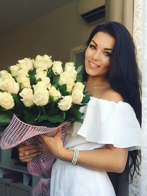 Стефани привлекательная девушка из Троицка цена от 3500 руб