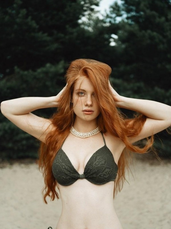 Надежда привлекательная девушка из Троицка цена от 6000 руб